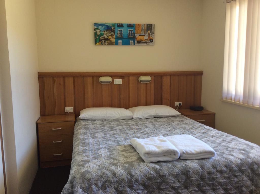 Motel Telopea Court Merimbula Esterno foto